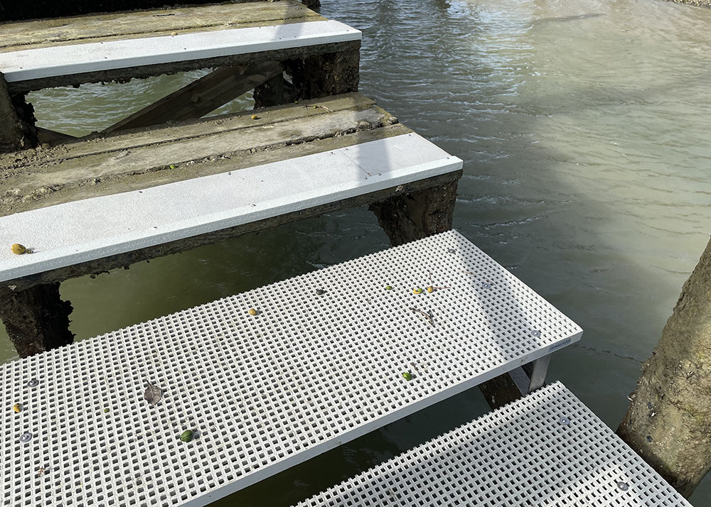FRP Mini Mesh Grating Steps Marine